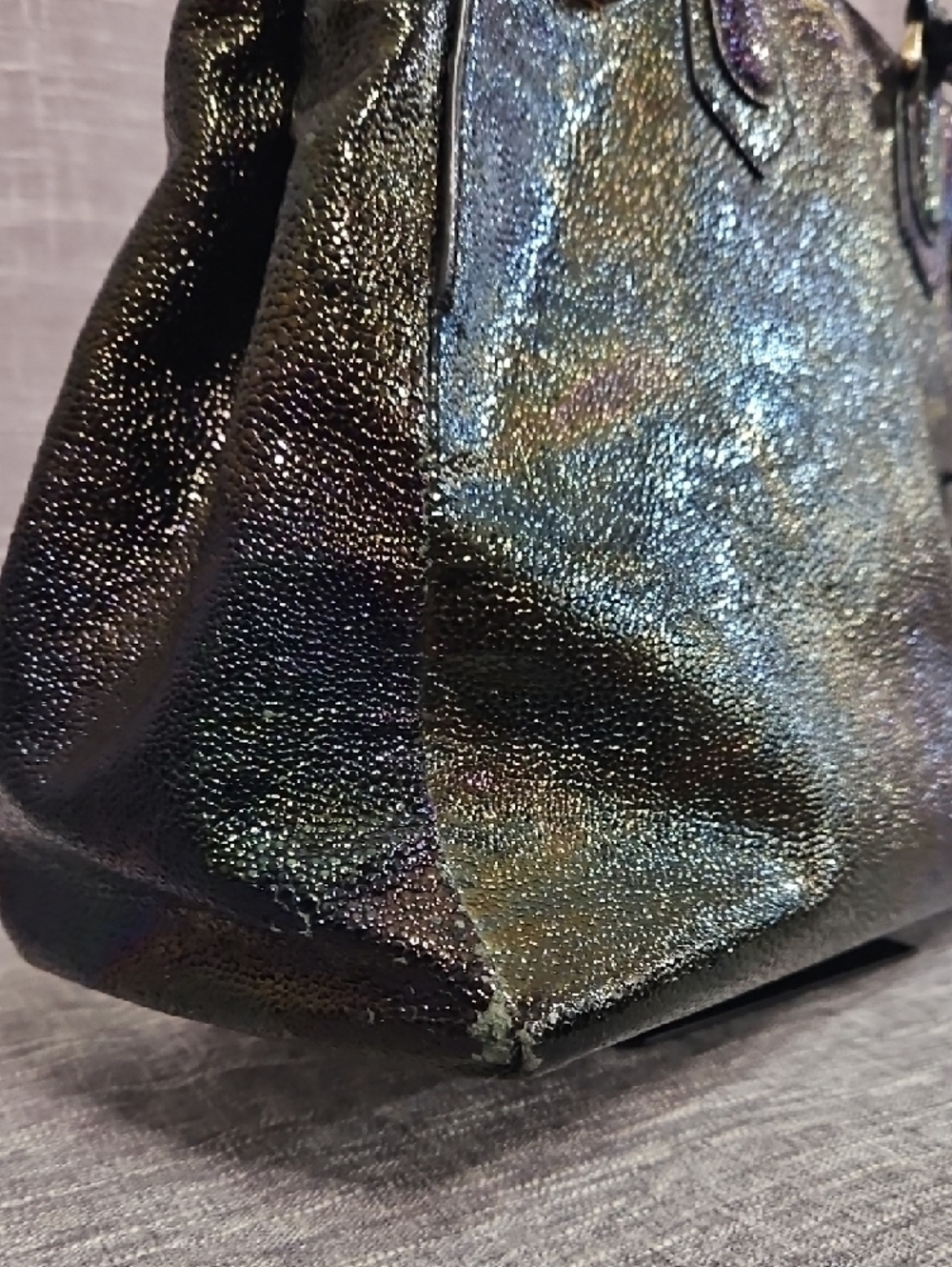 ✨ RARE Collector's Item ✨ Henri Bendel Petrol Oil Slick Carlyle Tote Bag - Picture 6 of 17